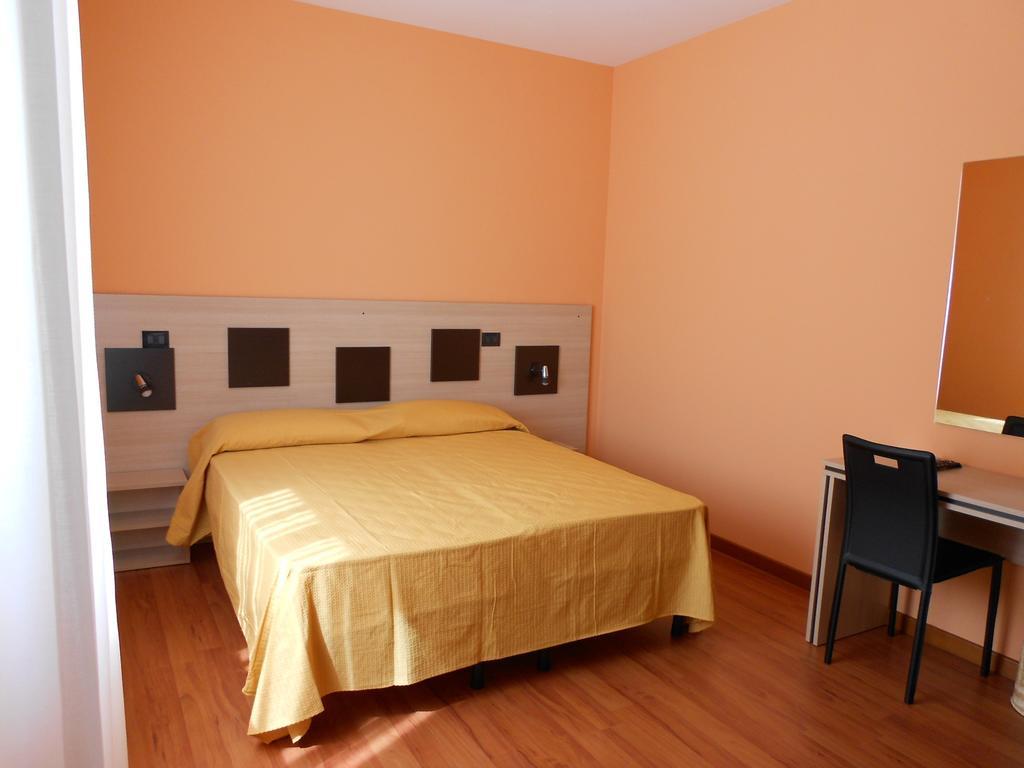 Alta Marea Hotel Gioiosa Marea Esterno foto